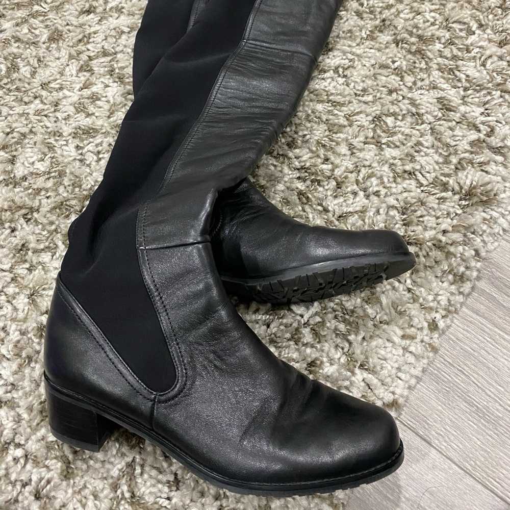 Authentic Stuart Weitzman Lynelle size 7.5